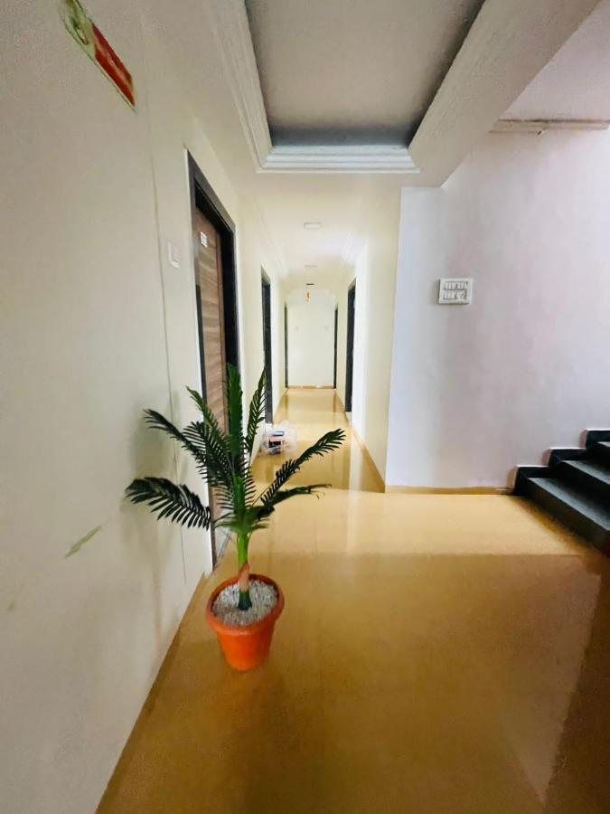 Hotel Holiday Pride アウランガーバード エクステリア 写真